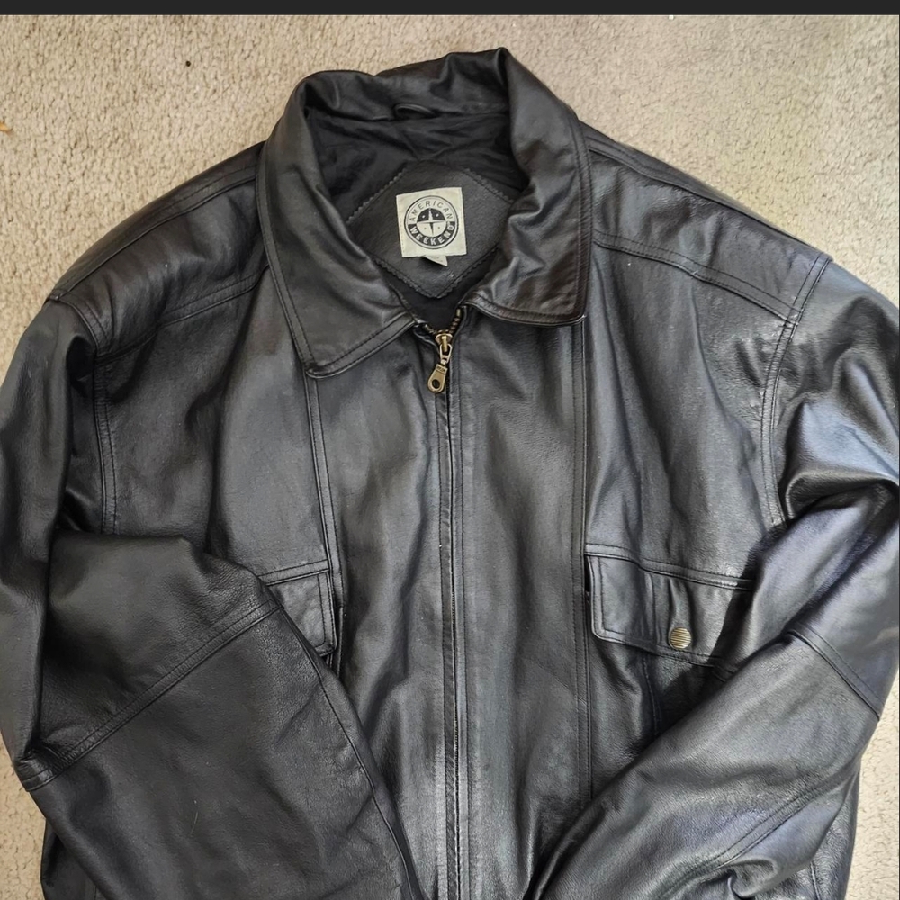 Black leather jacket - Picture 1 of 4